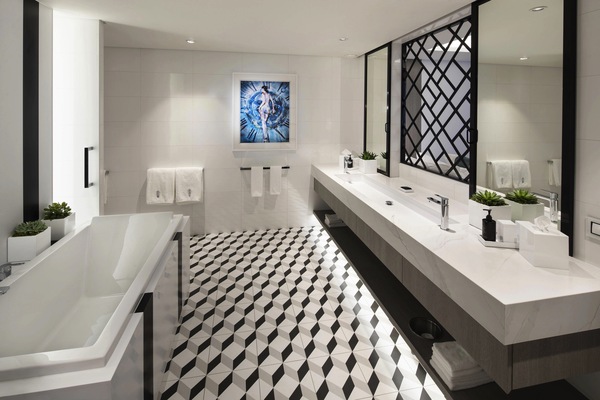 Celebrity Cruises Celebrity Millennium Royal Suite 2.jpg